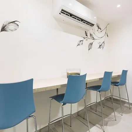 Lejlighed Lovely & Spacious With King Sized Bed & Ac By 360 Estates Msida