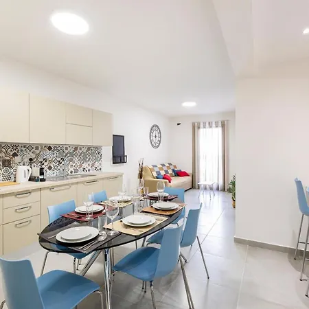 Lejlighed Lovely & Spacious With King Sized Bed & Ac By 360 Estates Msida